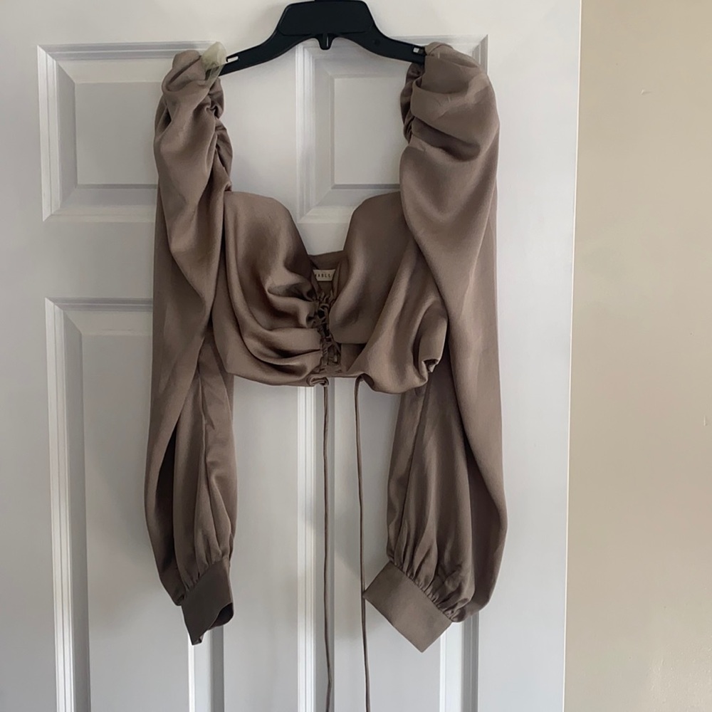 Olive green long sleeve crop
